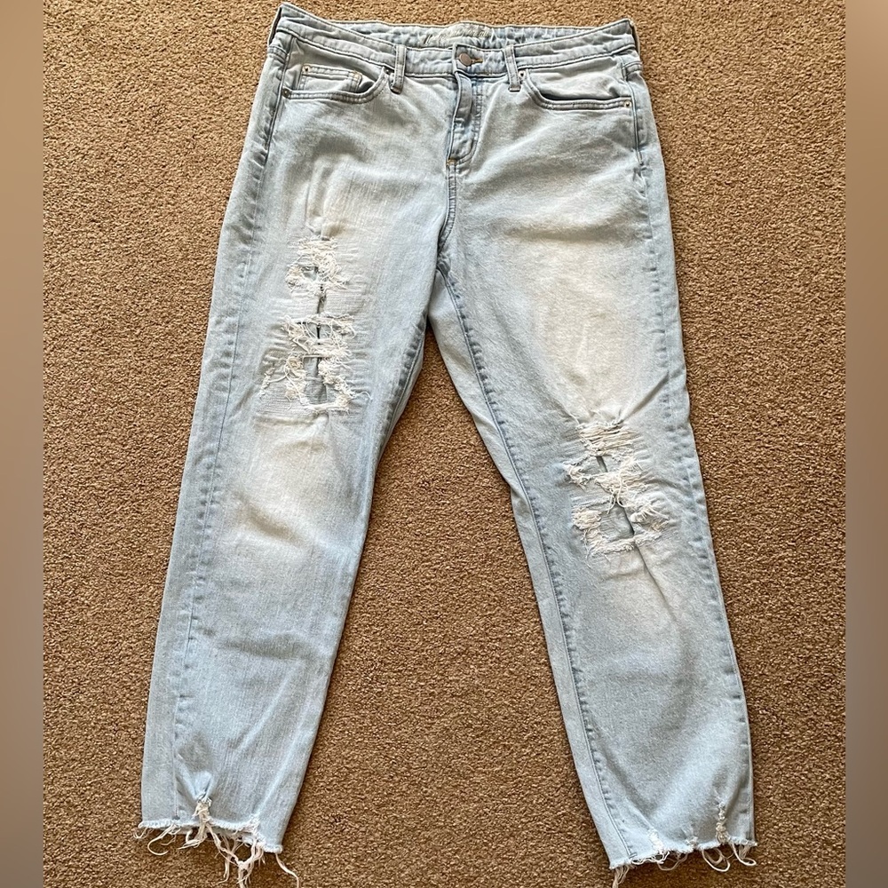 Light Blue Distressed Women's Jeans